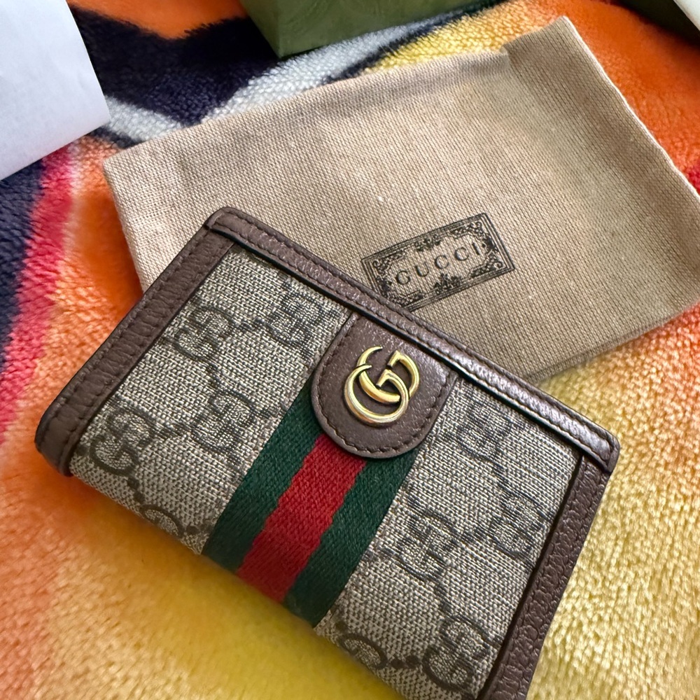 Gucci Beige and Brown Card Holder with Green-Red Stripe